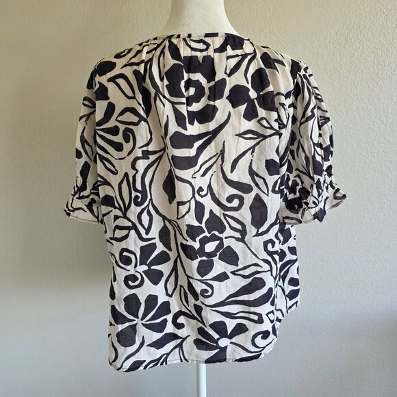 Velvet by Graham & Spencer Leslie Top Blouse Lightweight Short Sleeve Size S - Picture 5 of 7